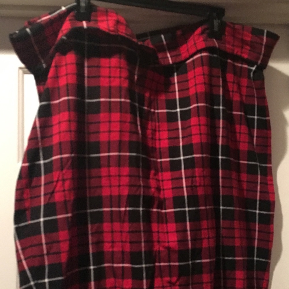 Torrid size 4 skirt